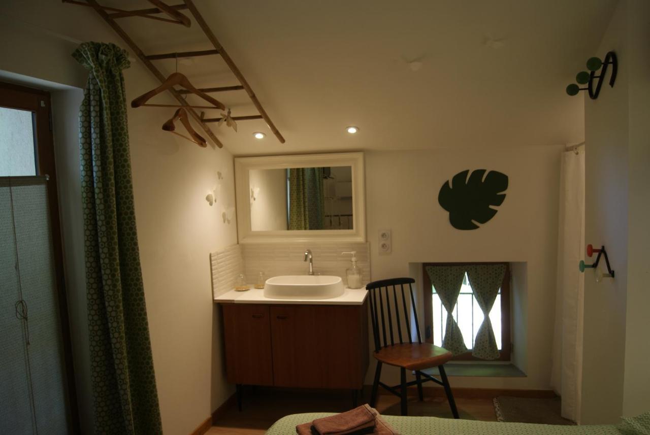 Le Bourguet Bed & Breakfast Sollies Pont Exterior photo
